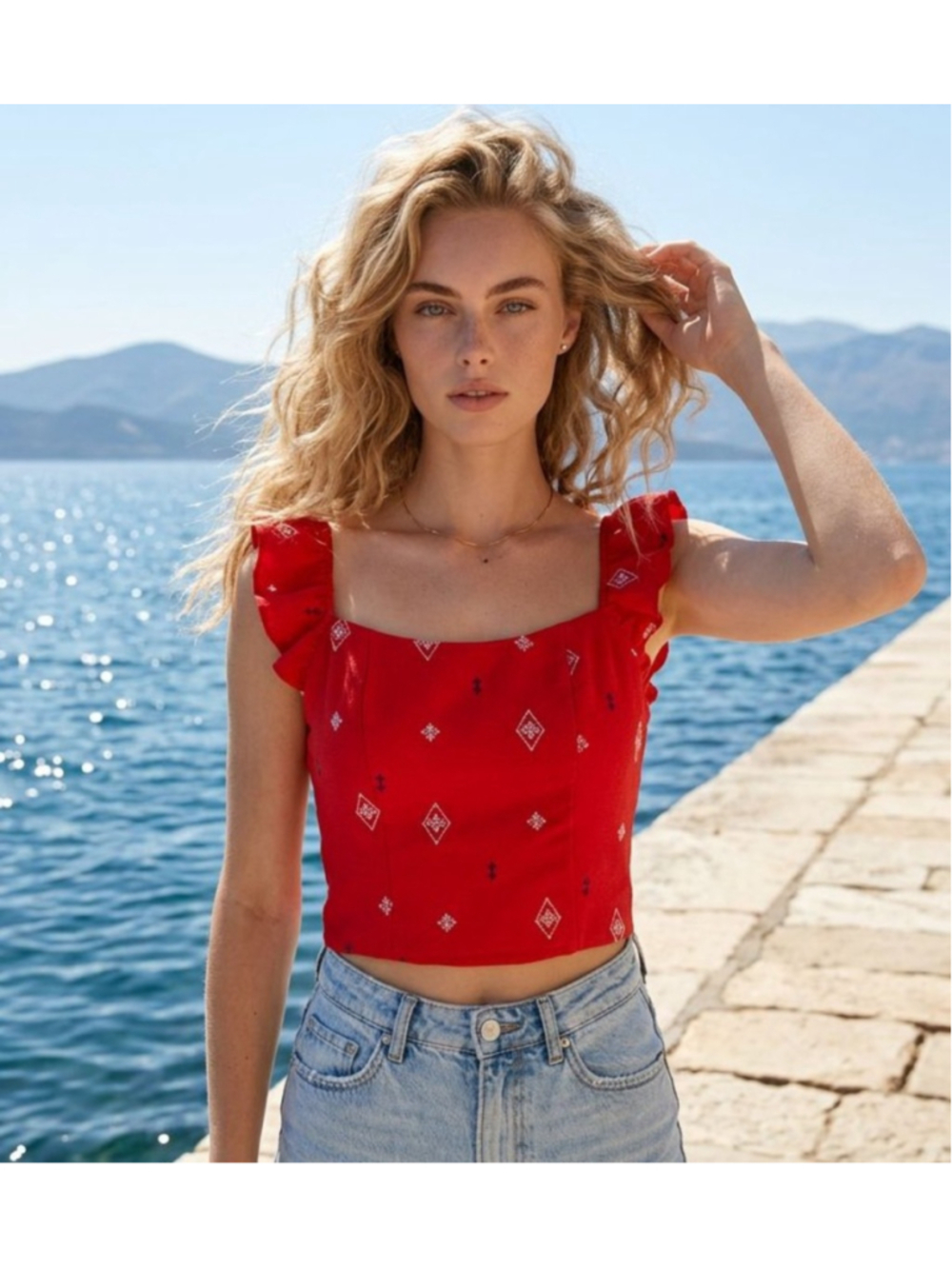 Sofia Jeans Red & White Embroidered Crop Top Tank Medium Ruffle Sleeve lined